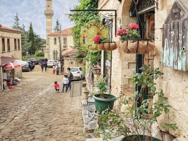 Ayvalık Cunda Sarımsaklı Plajı ve Kazdağları AssosTuru ( 1 Gece Konaklamalı )